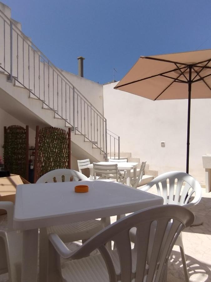 Bed&Dreams In Salento Bilocale Con Vasca Idromassaggio Guagnano Exterior foto